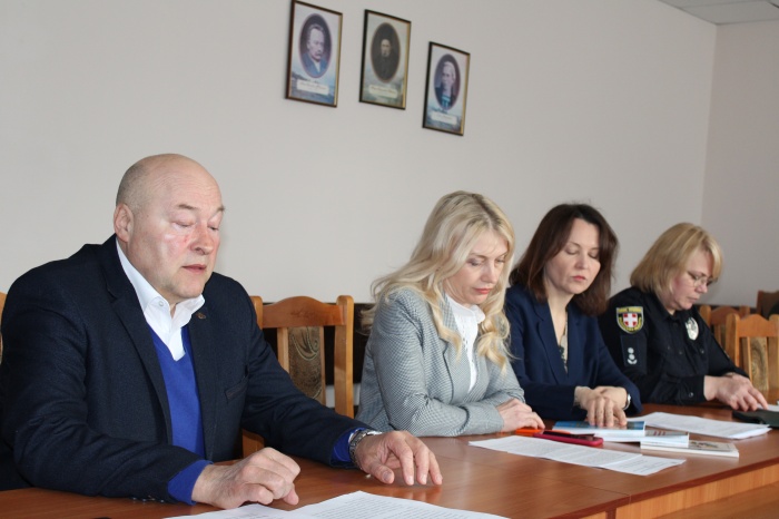 �������-���������� ������  ��������� �����������: ��� �� �����������